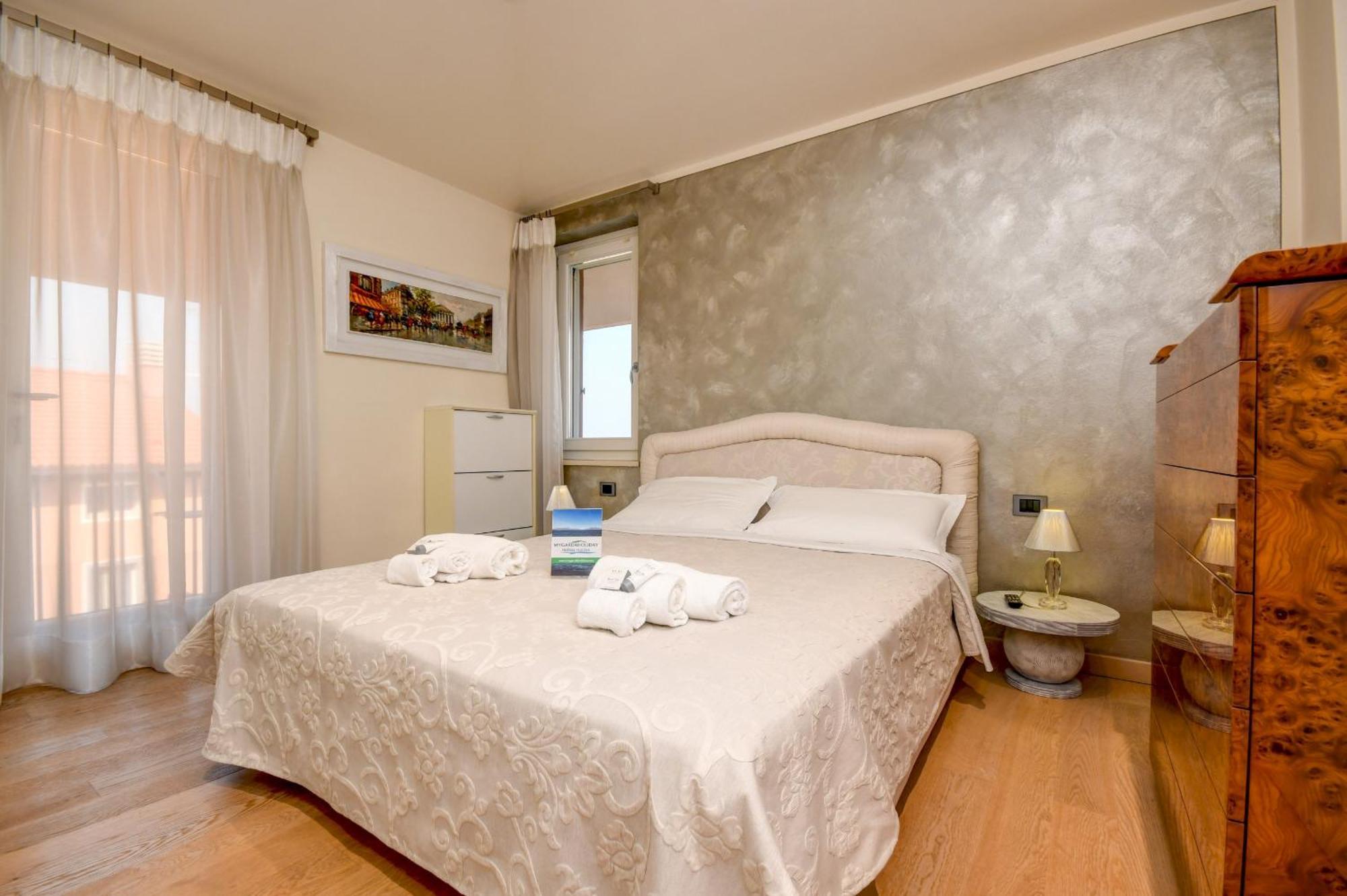 My Desenzano Exclusive Home 데센자노델가르다 외부 사진
